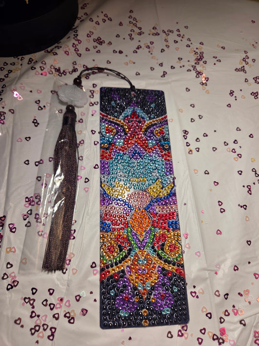 Fantsy bookmark
