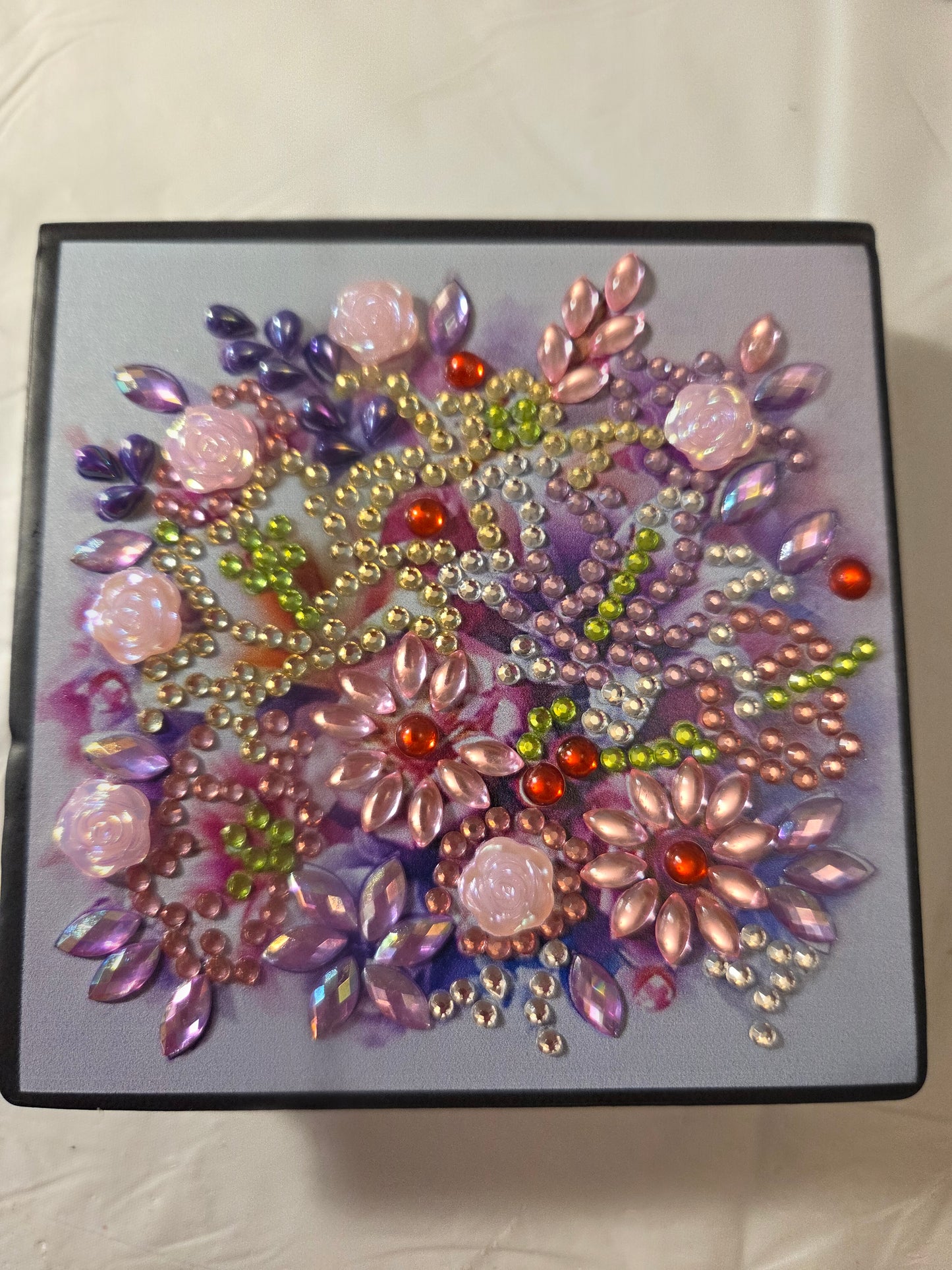 Desk note pad holder